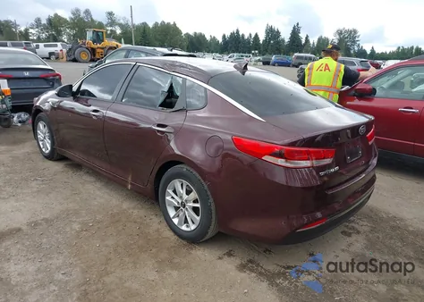 2016 Kia Optima Lx z USA, uszkodzony, nr VIN 5XXGT4L39GG088686